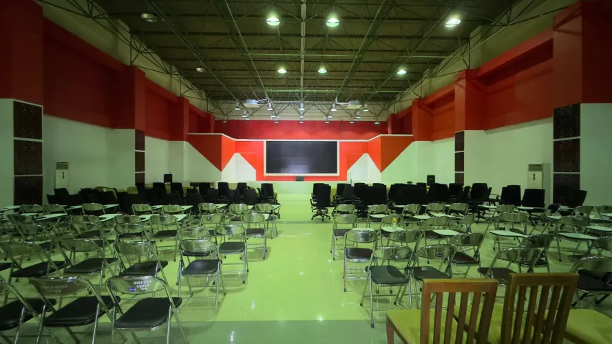 Indoor Gedung Aula Serba Guna