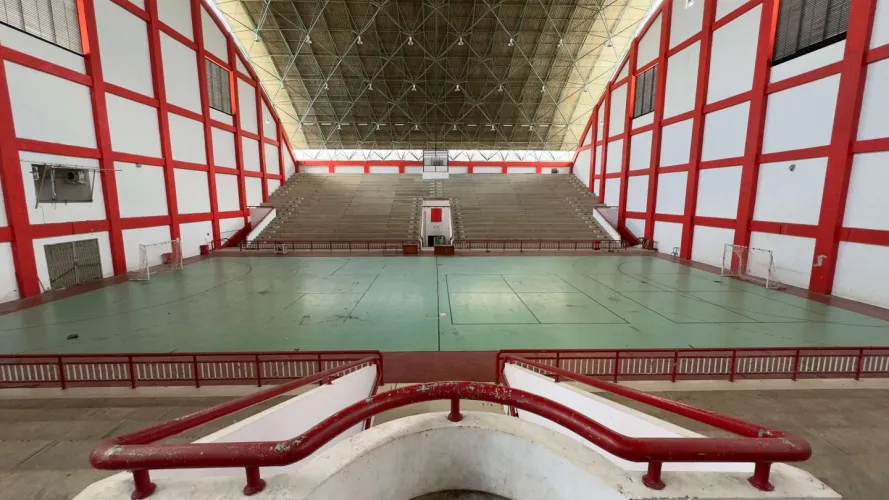 Outdoor Lapangan Futsal Gedung Beladiri